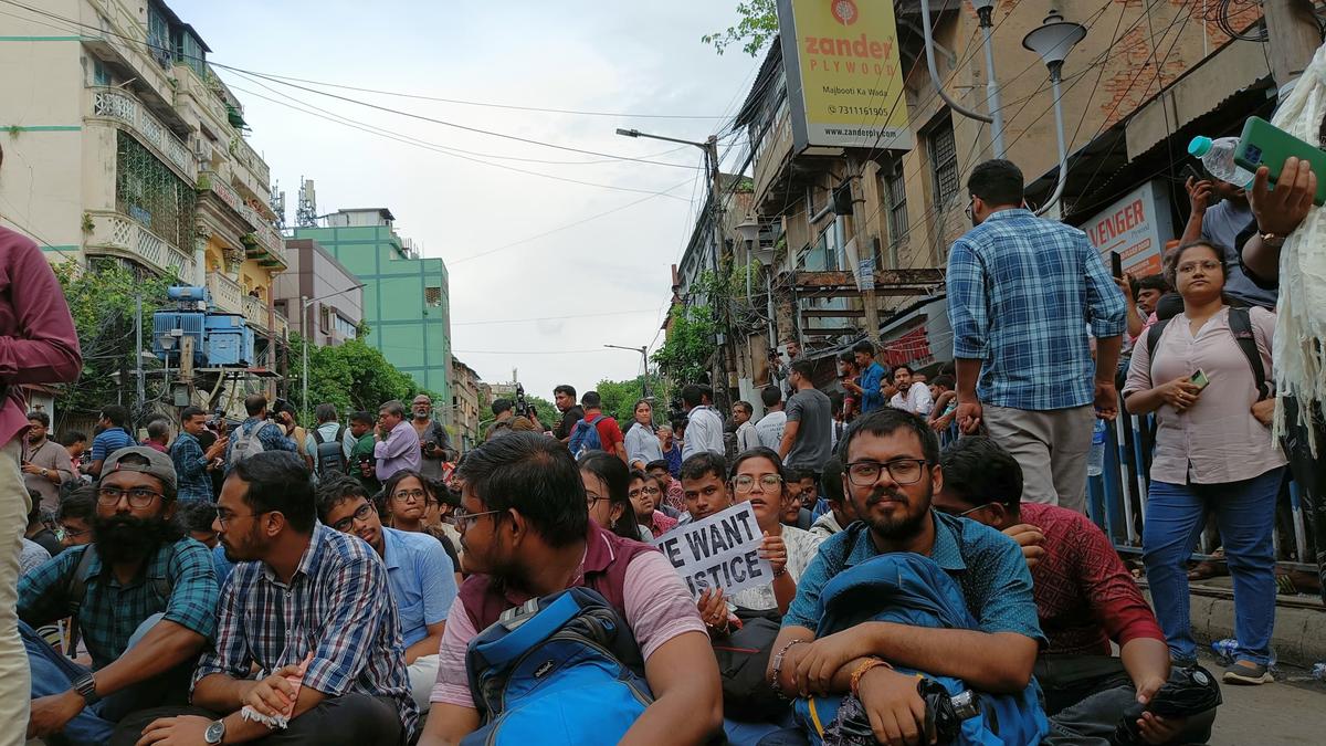 Kolkata rape-murder protest: Agitating doctors march to police HQ in Lalbazar